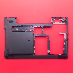 Корпус для ноутбука Lenovo Thinkpad E540 (нижняя часть) черный фото 2