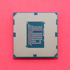 Intel Core i3-3220 SR0RG (3.3 ГГц) фото 3