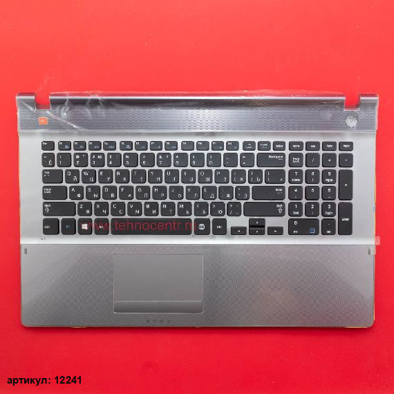 Клавиатура для ноутбука Samsung NP550P7C черная c серебристым топкейсом